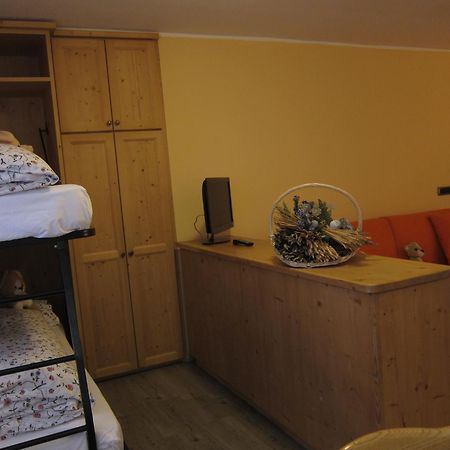 Chalet Del Sole Per Gruppi Лівіньо Екстер'єр фото