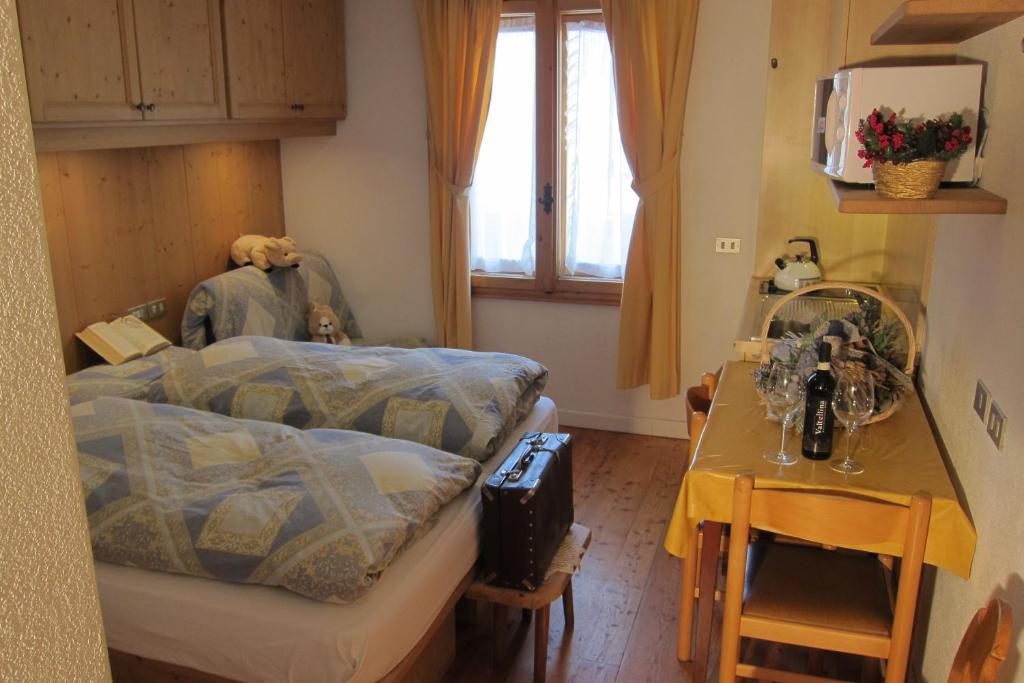 Chalet Del Sole Per Gruppi Лівіньо Номер фото