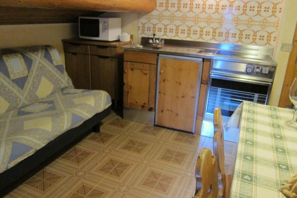 Chalet Del Sole Per Gruppi Лівіньо Номер фото