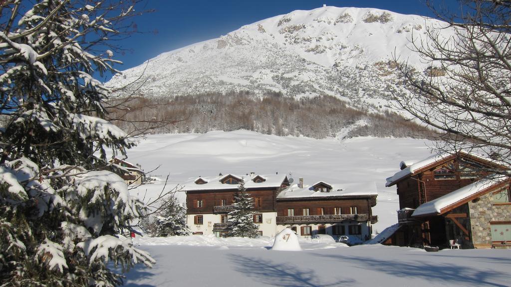 Chalet Del Sole Per Gruppi Лівіньо Екстер'єр фото