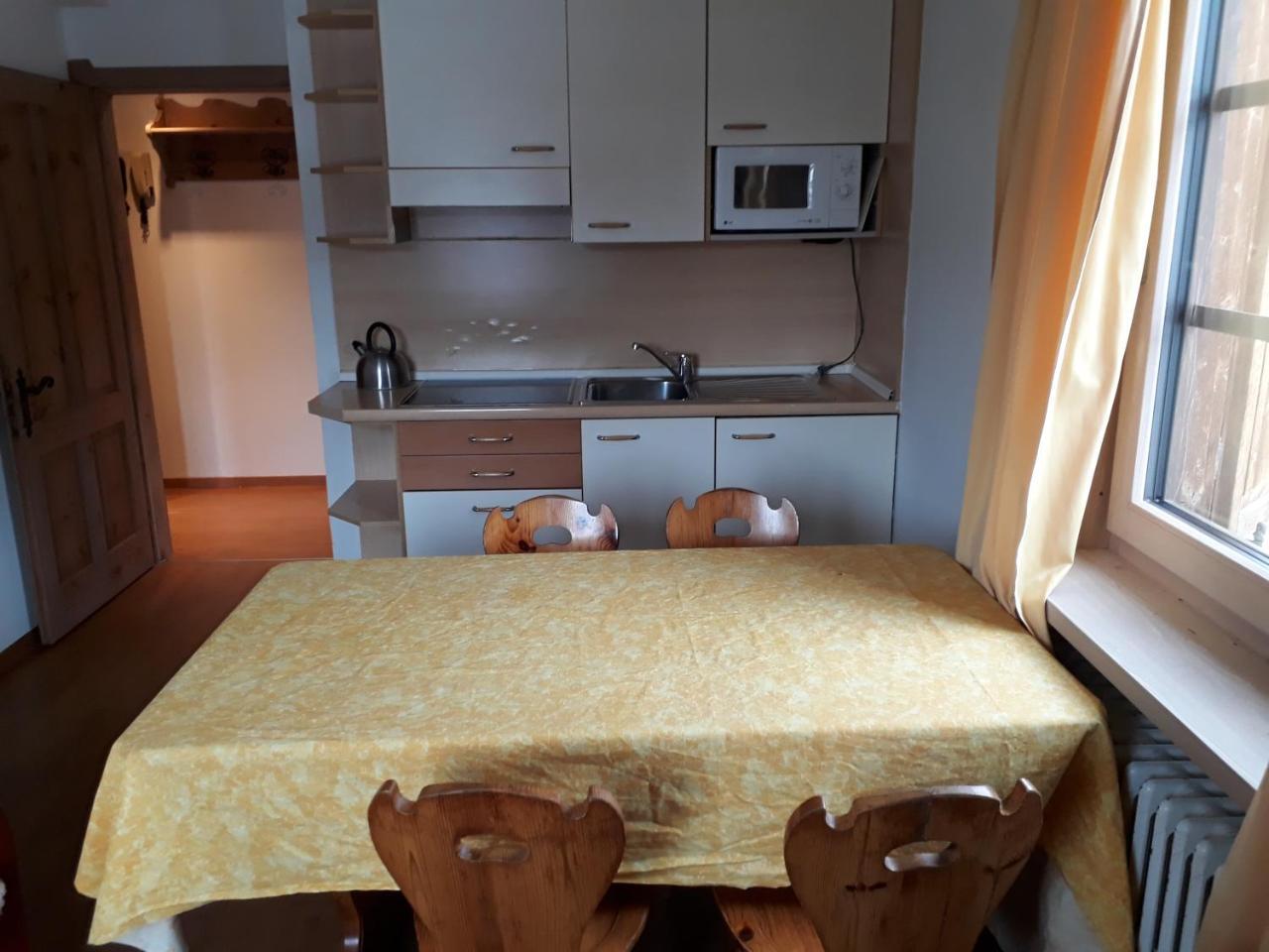 Chalet Del Sole Per Gruppi Лівіньо Екстер'єр фото